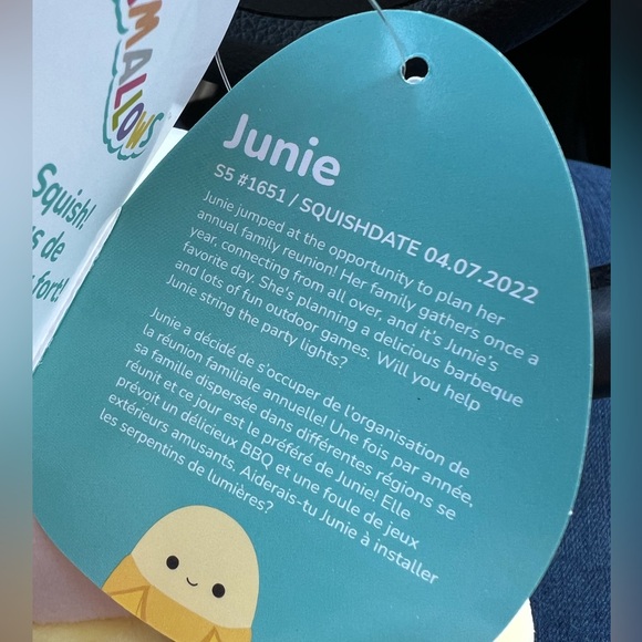 ❤️‍🔥Junie the banana Squishmallow 5” 🍌 - Picture 4 of 5